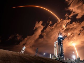 SpaceX Reported to Eye 2026 IPO that Could Become World's Largest, Valuation May Top $1 Trillion