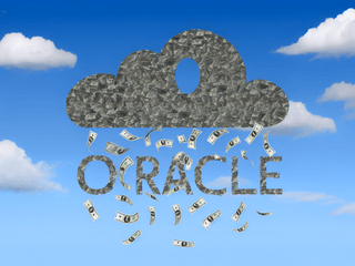 Oracle Shares Plunge Over 10% as AI Spending Surge Outpaces Revenue Growth