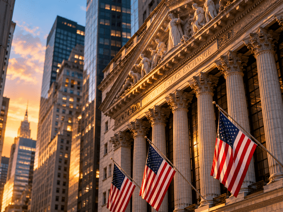 S&P 500 Posts First Close Above 7,800 as Nasdaq Also Hits Record, Led by Tech and Cooler Yields | US Market Close (Oct. 6)
