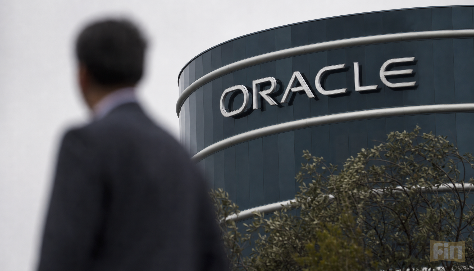 Oracle’s $40 Billion Funding Plan Puts Its AI Spending Strategy Under Pressure